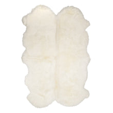 Load image into Gallery viewer, that quad sheepskin - snow