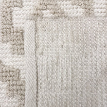 Load image into Gallery viewer, Pinohia recycled PET rug 2000 x 3000