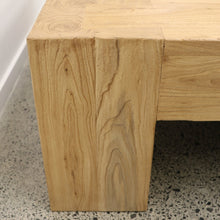 Load image into Gallery viewer, the ursa coffee table