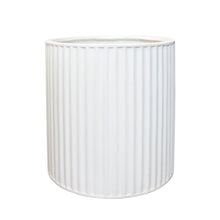 Load image into Gallery viewer, ribbed ray planter - white (medium)