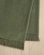 Load image into Gallery viewer, my nevis throw - juniper