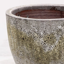 Load image into Gallery viewer, Kapiti lava egg pot (small)