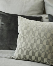 Load image into Gallery viewer, mistral cushion - laurel