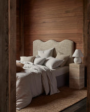 Load image into Gallery viewer, my giovanni cushion - oatmeal