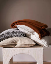 Load image into Gallery viewer, my nevis throw - spice