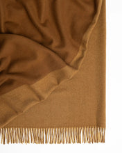 Load image into Gallery viewer, my fiord throw - caramel