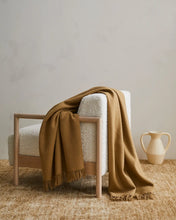 Load image into Gallery viewer, my nevis throw - camel
