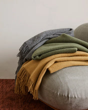 Load image into Gallery viewer, my nevis throw - schist
