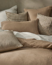 Load image into Gallery viewer, my giovanni cushion - cocoa