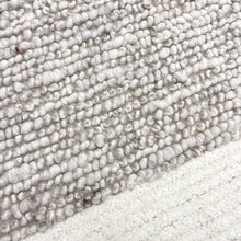 Load image into Gallery viewer, Peketā wool cotton rug 2000 x 3000 - pebble