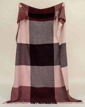 Load image into Gallery viewer, my brookside throw - beetroot
