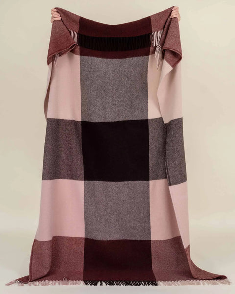 my brookside throw - beetroot
